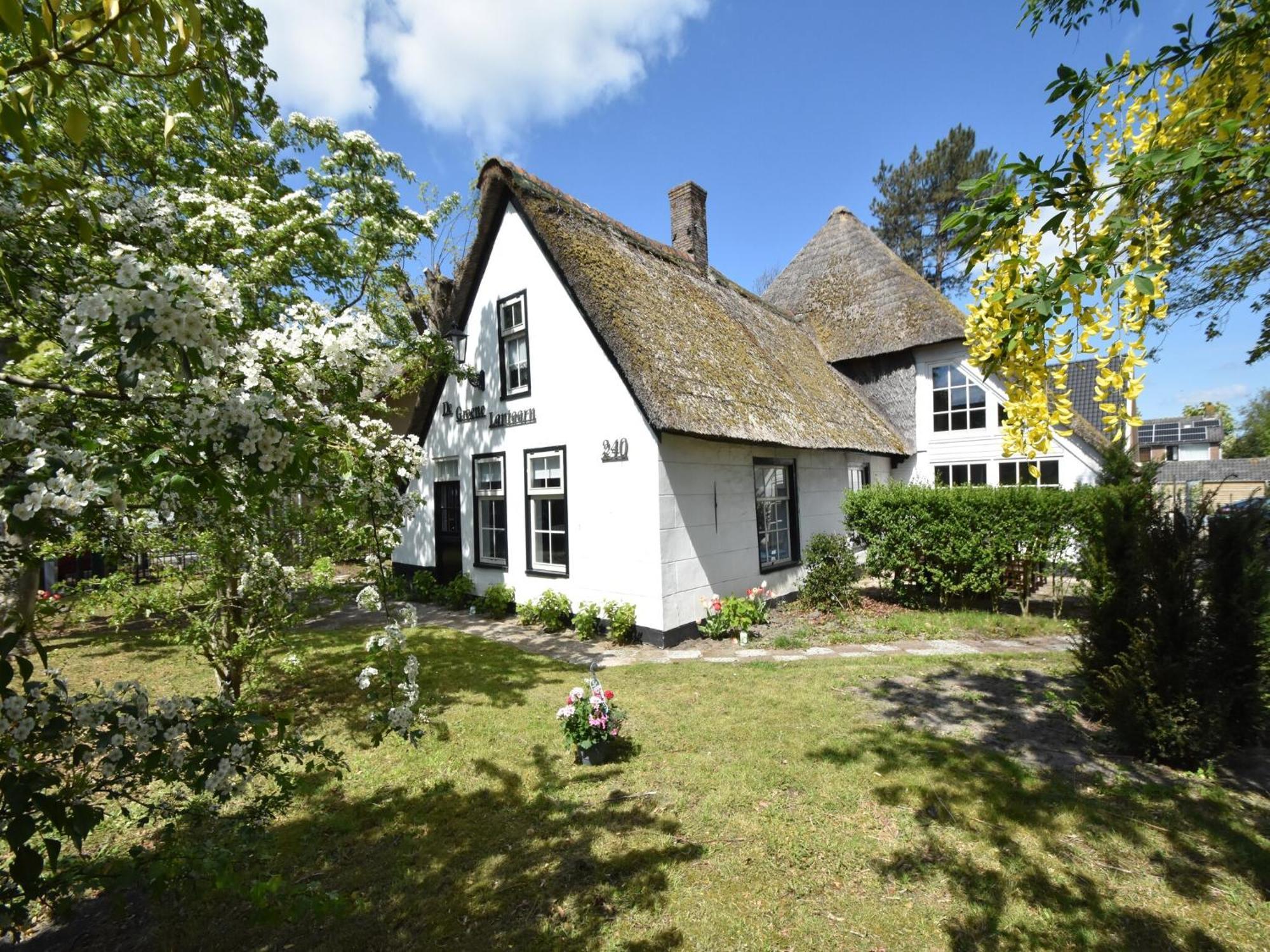 Luxuriously Restored Farmhouse With Trendy Interior Close To Sea And Forest خروت المظهر الخارجي الصورة