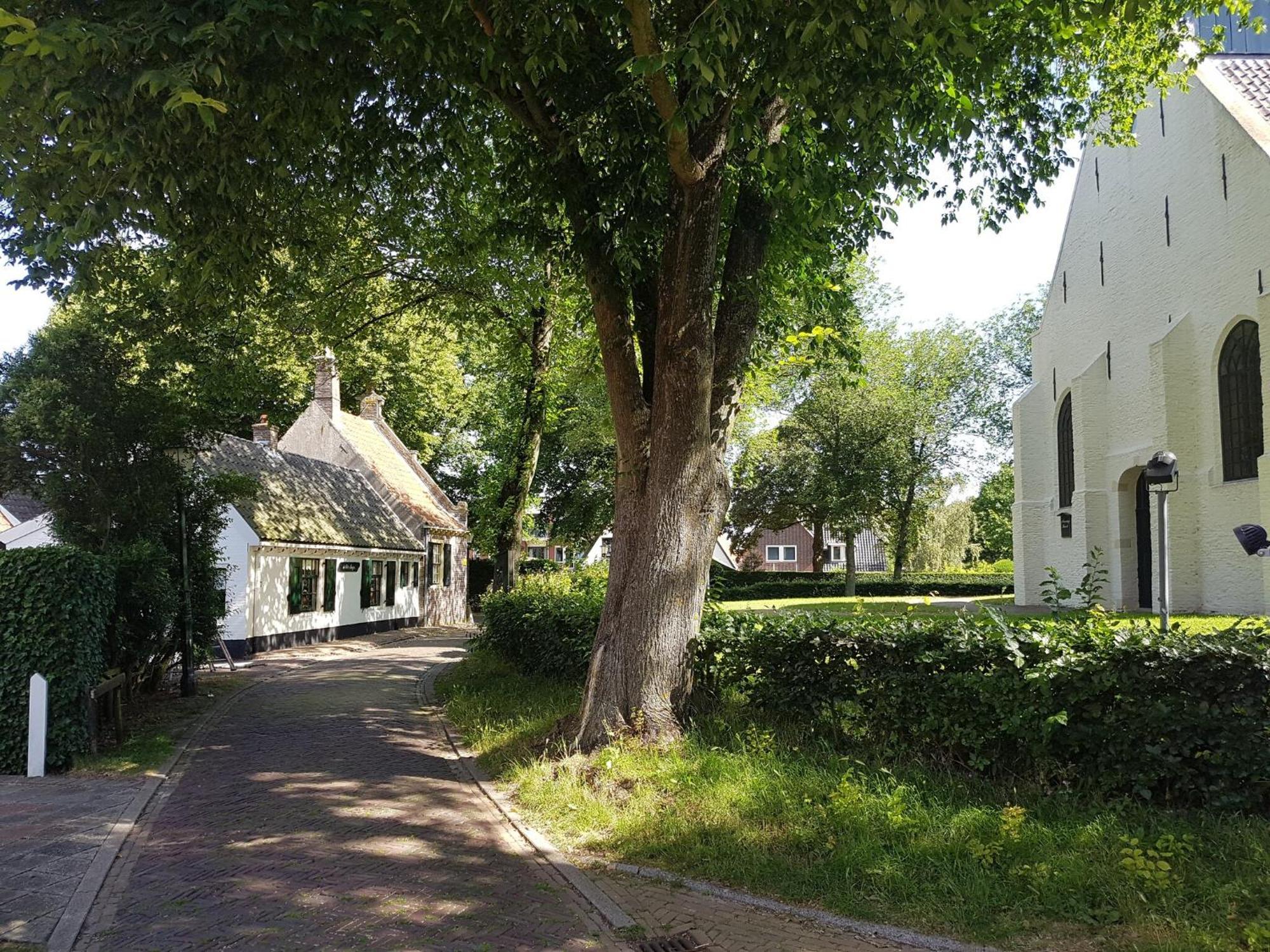 Luxuriously Restored Farmhouse With Trendy Interior Close To Sea And Forest خروت المظهر الخارجي الصورة