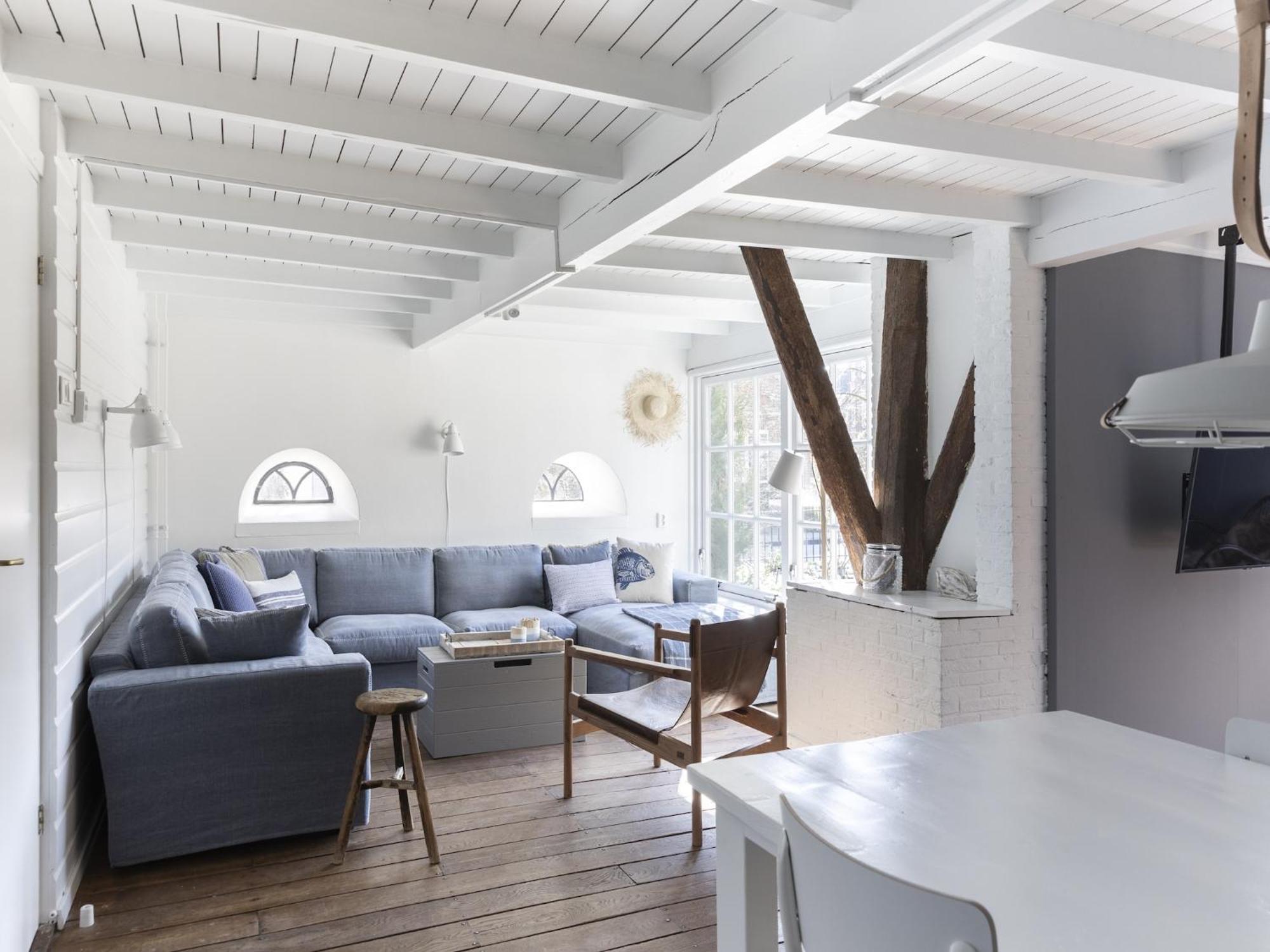 Luxuriously Restored Farmhouse With Trendy Interior Close To Sea And Forest خروت المظهر الخارجي الصورة